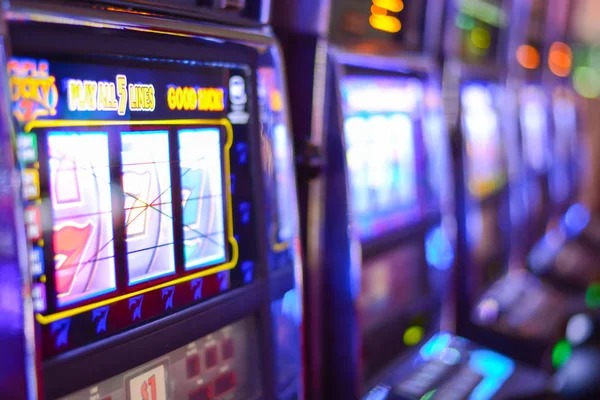 Wide range of live dealer tables Live dealer table options on indotogel daftar